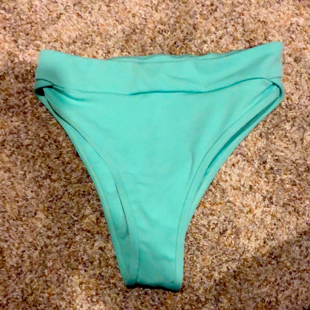 Aurelle M Bikini Bottom